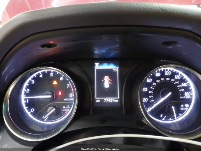 46092833 :رقم المزاد ، 4T1B11HK1KU697235 vin ، 2019 Toyota Camry Le مزاد بيع