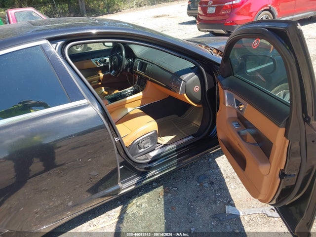 Jaguar Xf V6 Sc 2014 SAJWJ0EF4E8U26918 Image 5