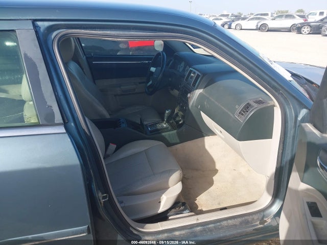 Продажа на аукционе авто 2005 Chrysler 300 Touring, vin: 2C3JA53G65H114308, номер лота: 46092846