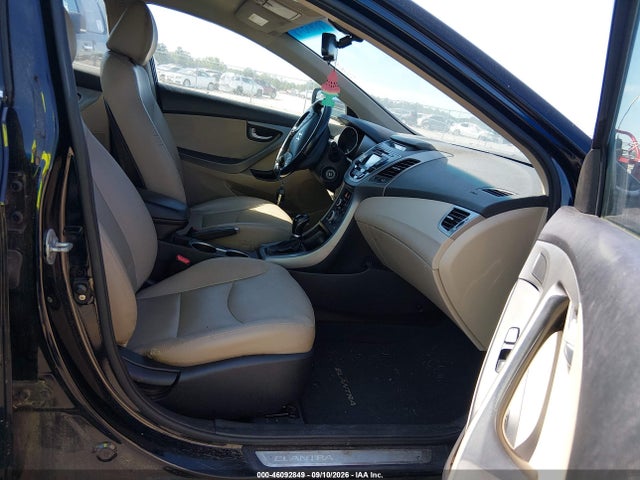 46092849 :رقم المزاد ، KMHDH4AE1EU150688 vin ، 2014 Hyundai Elantra Limited مزاد بيع