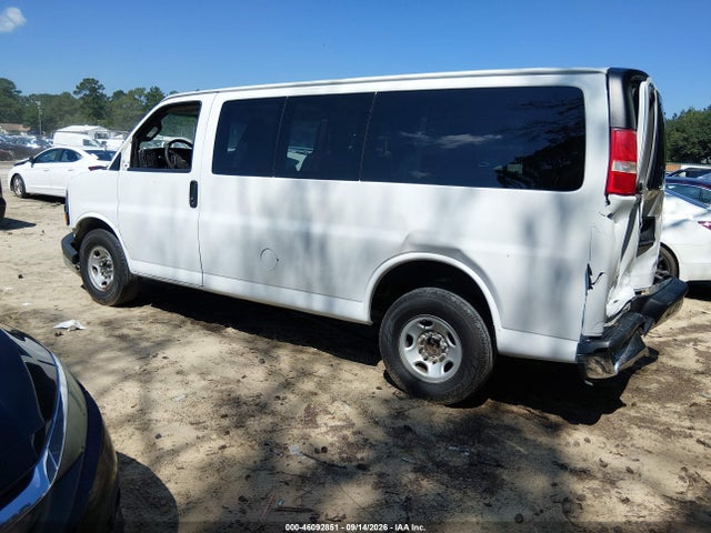 Auction sale of the 2017 Chevrolet Express 2500 Lt, vin: 1GAWGFFG2H1338172, lot number: 46092851