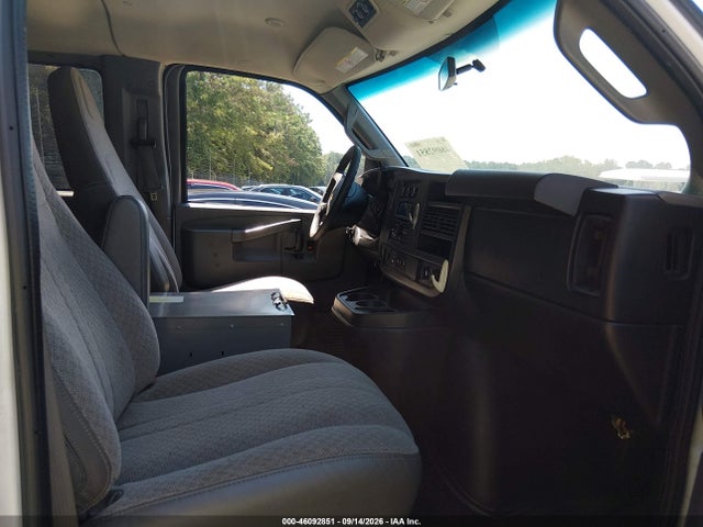 Auction sale of the 2017 Chevrolet Express 2500 Lt, vin: 1GAWGFFG2H1338172, lot number: 46092851