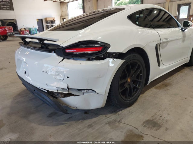 46092853 :رقم المزاد ، WP0AA2A85KS260273 vin ، 2019 Porsche 718 Cayman مزاد بيع