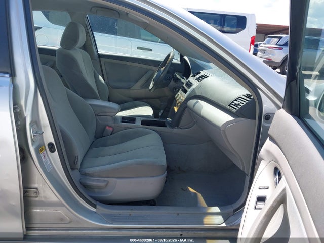 46092867 :رقم المزاد ، 4T1BE46K28U237230 vin ، 2008 Toyota Camry Le مزاد بيع