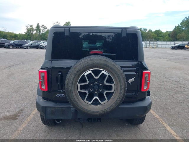 Продаж на аукціоні авто 2023 Ford Bronco Outer Banks, vin: 1FMEE5BP8PLA82529, номер лоту: 46092890
