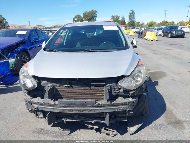 46092933 :رقم المزاد ، KMHD35LH9HU383847 vin ، 2017 Hyundai Elantra Gt مزاد بيع
