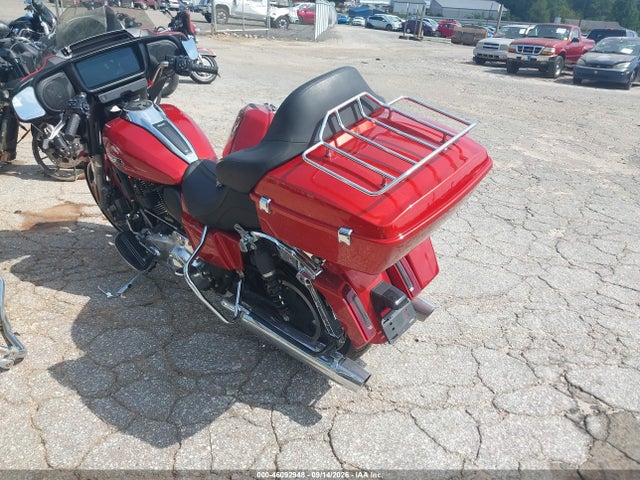 Harley-Davidson FLHX 2024 1HD1KB717RB607604 Image 3