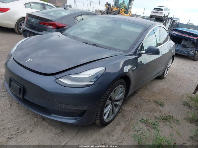 Tesla Model 3 Long Range/mid Range 2018 5YJ3E1EA9JF059363 Image 2