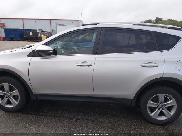 2015 Toyota Rav4 Xle მანქანა იყიდება აუქციონზე, vin: 2T3WFREV0FW197547, აუქციონის ნომერი: 46092966