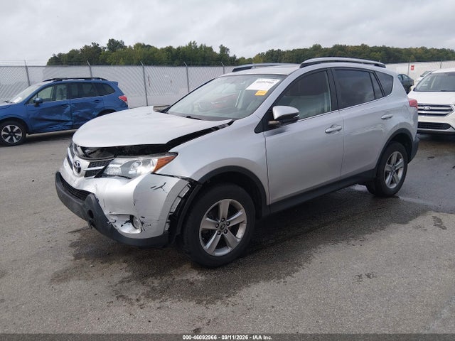 2015 Toyota Rav4 Xle მანქანა იყიდება აუქციონზე, vin: 2T3WFREV0FW197547, აუქციონის ნომერი: 46092966