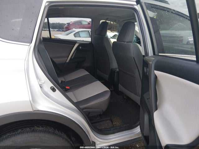 2015 Toyota Rav4 Xle მანქანა იყიდება აუქციონზე, vin: 2T3WFREV0FW197547, აუქციონის ნომერი: 46092966