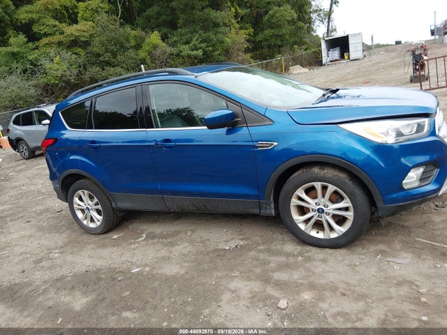 46092970 :رقم المزاد ، 1FMCU0HD6KUB21311 vin ، 2019 Ford Escape Sel مزاد بيع