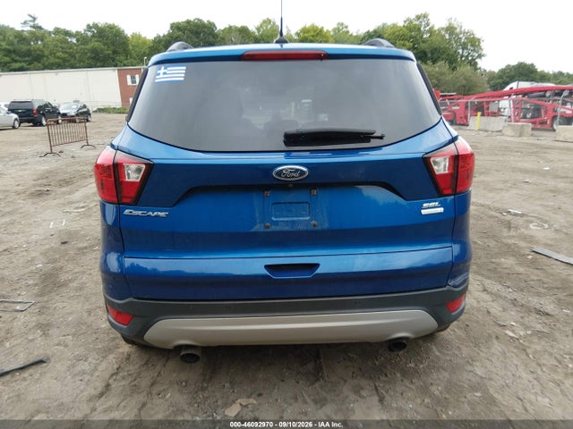 46092970 :رقم المزاد ، 1FMCU0HD6KUB21311 vin ، 2019 Ford Escape Sel مزاد بيع