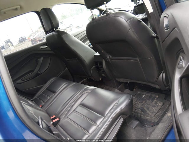 46092970 :رقم المزاد ، 1FMCU0HD6KUB21311 vin ، 2019 Ford Escape Sel مزاد بيع