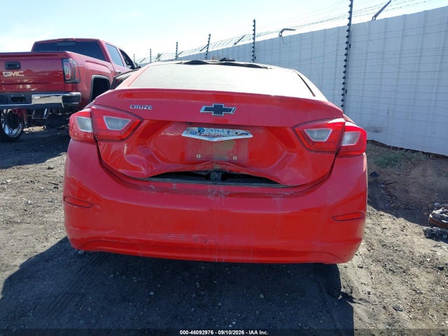 Chevrolet Cruze Ls Auto 2018 1G1BC5SM8J7212000 Image 17