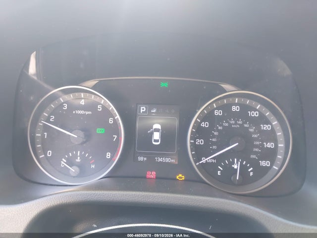 5NPD84LF4JH315227 Hyundai ELANTRA SEL