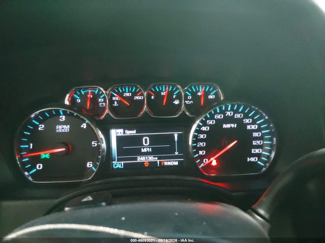 Продажа на аукционе авто 2015 Chevrolet Suburban 1500 Lt, vin: 1GNSKJKC7FR536472, номер лота: 46093021