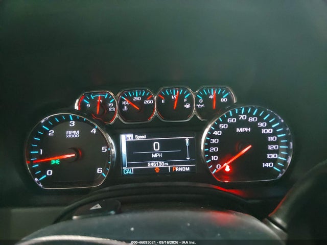 Продажа на аукционе авто 2015 Chevrolet Suburban 1500 Lt, vin: 1GNSKJKC7FR536472, номер лота: 46093021