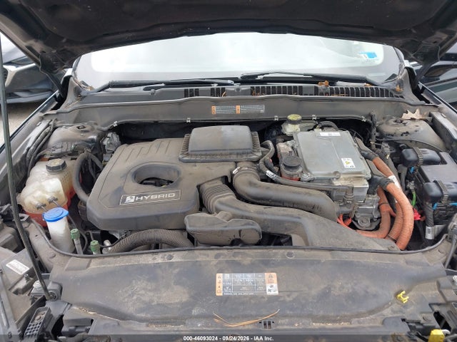 46093024 :رقم المزاد ، 3FA6P0RU8HR224095 vin ، 2017 Ford Fusion Hybrid Titanium مزاد بيع