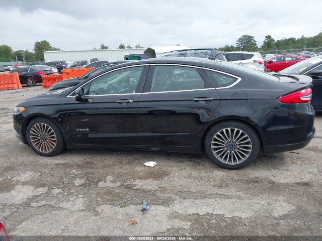 46093024 :رقم المزاد ، 3FA6P0RU8HR224095 vin ، 2017 Ford Fusion Hybrid Titanium مزاد بيع
