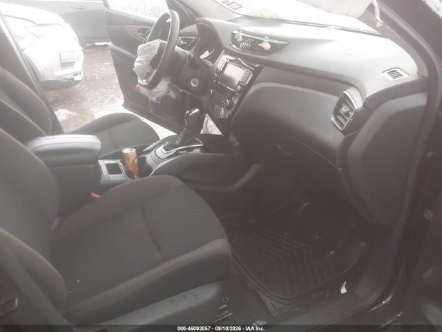 46093057 :رقم المزاد ، JN1BJ1AV1NW344319 vin ، 2022 Nissan Rogue Sport S Fwd Xtronic Cvt مزاد بيع