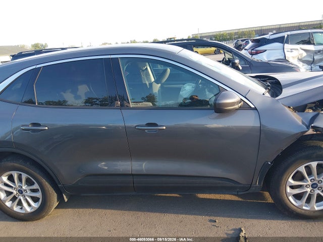 46093066 :رقم المزاد ، 1FMCU0G64MUA03621 vin ، 2021 Ford Escape Se مزاد بيع