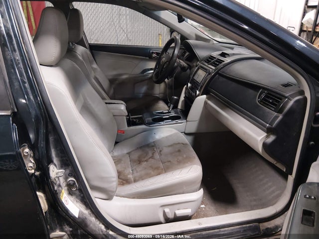 46093069 :رقم المزاد ، 4T1BD1FK6EU107755 vin ، 2014 Toyota Camry Hybrid Xle مزاد بيع