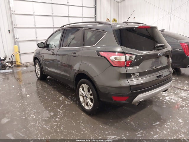 Ford ESCAPE SE 2017 1FMCU9GD9HUC79933 Image 3