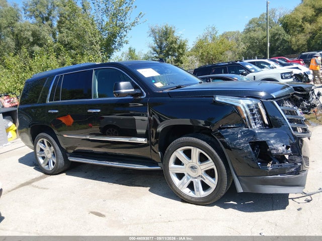 Продаж на аукціоні авто 2017 Cadillac Escalade Luxury, vin: 1GYS4BKJ4HR339845, номер лоту: 46093077