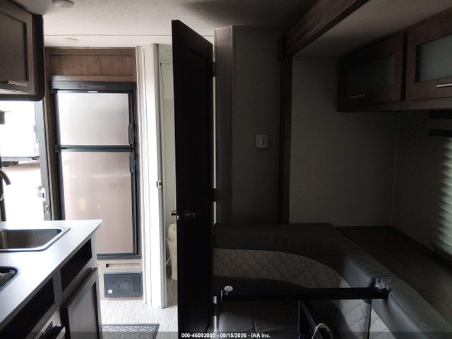 46093092 :رقم المزاد ، 4X4TRPV15KR201138 vin ، 2019 Forest River No Boundaries مزاد بيع
