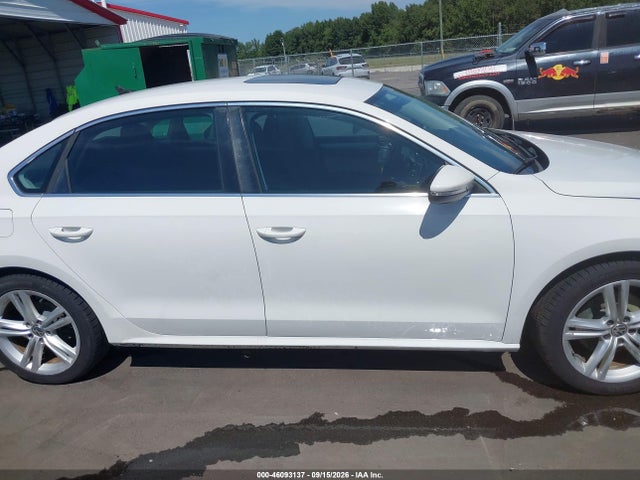 2012 Volkswagen Passat 3.6l V6 Se მანქანა იყიდება აუქციონზე, vin: 1VWBM7A36CC100375, აუქციონის ნომერი: 46093137