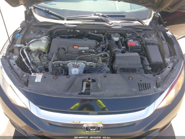 46093157 :رقم المزاد ، 2HGFC2F52HH531399 vin ، 2017 Honda Civic Lx مزاد بيع
