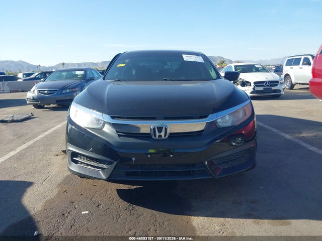 46093157 :رقم المزاد ، 2HGFC2F52HH531399 vin ، 2017 Honda Civic Lx مزاد بيع