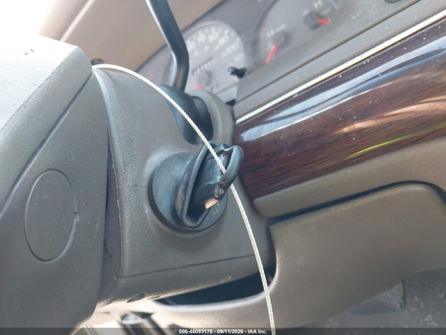 46093178 :رقم المزاد ، 2MEFM75W04X618980 vin ، 2004 Mercury Grand Marquis Ls مزاد بيع