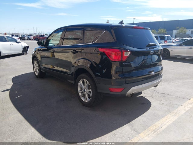 46093193 :رقم المزاد ، 1FMCU9GD3KUA80884 vin ، 2019 Ford Escape Se مزاد بيع