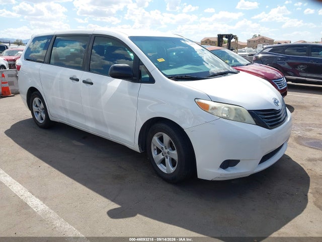 2015 Toyota Sienna L 7 Passenger მანქანა იყიდება აუქციონზე, vin: 5TDZK3DC9FS548706, აუქციონის ნომერი: 46093218