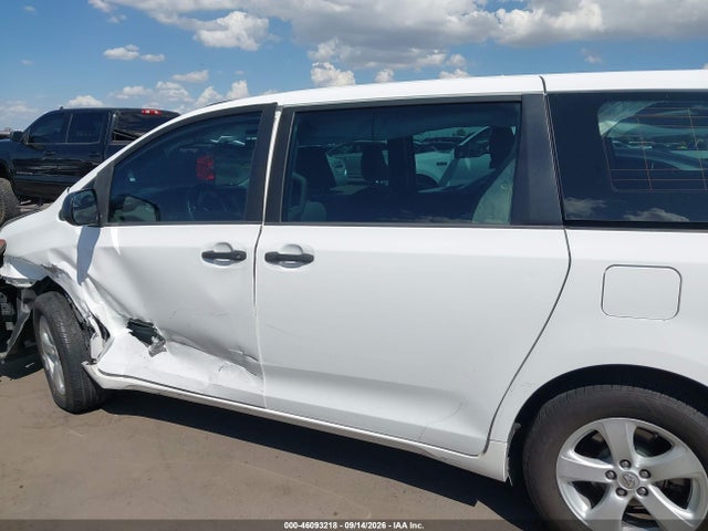 2015 Toyota Sienna L 7 Passenger მანქანა იყიდება აუქციონზე, vin: 5TDZK3DC9FS548706, აუქციონის ნომერი: 46093218