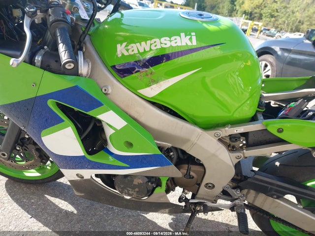 Продажа на аукционе авто 1999 Kawasaki Zx600 G, vin: JKAZX4G17XA028563, номер лота: 46093244
