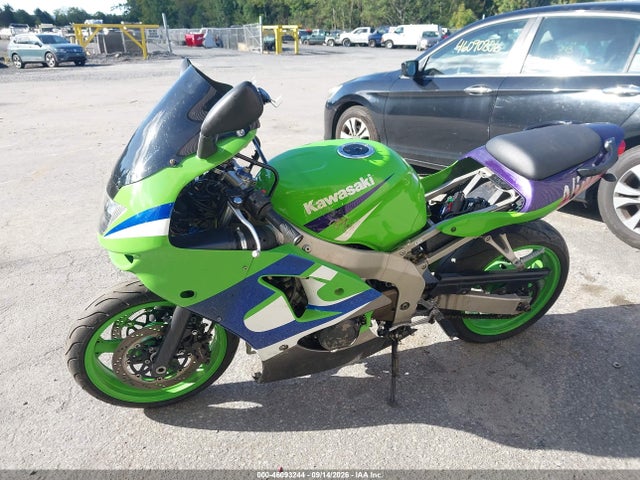 Продажа на аукционе авто 1999 Kawasaki Zx600 G, vin: JKAZX4G17XA028563, номер лота: 46093244
