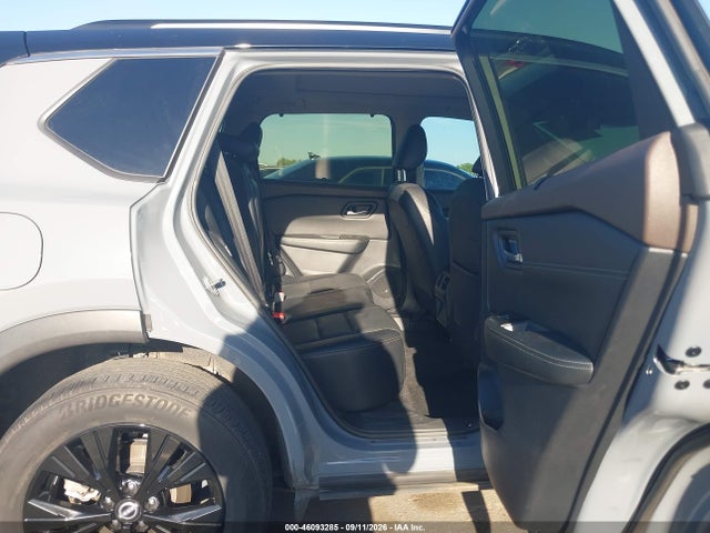 46093285 :رقم المزاد ، JN8BT3BA7PW009992 vin ، 2023 Nissan Rogue Sv Fwd مزاد بيع
