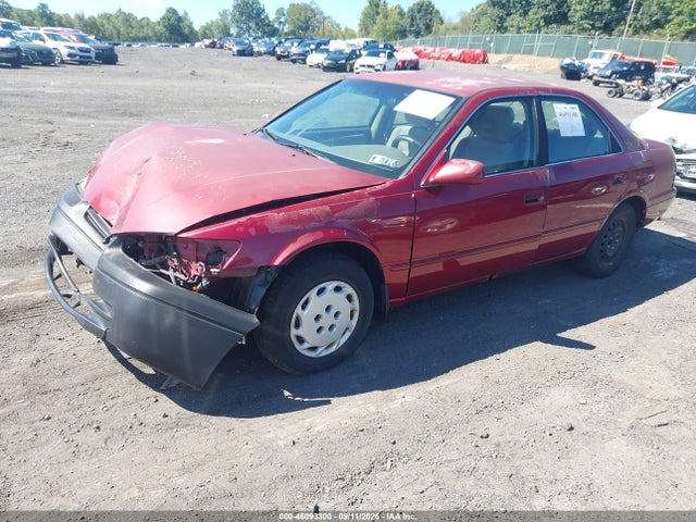 1998 Toyota Camry Le მანქანა იყიდება აუქციონზე, vin: 4T1BG22K0WU830134, აუქციონის ნომერი: 46093300