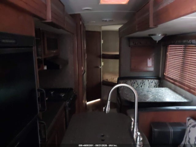 46093301 :رقم المزاد ، 4YDT29B25GT410647 vin ، 2016 Keystone Rv Other مزاد بيع