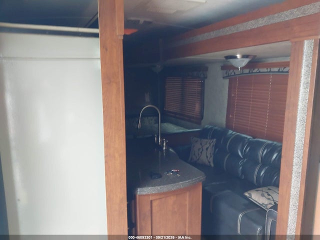 46093301 :رقم المزاد ، 4YDT29B25GT410647 vin ، 2016 Keystone Rv Other مزاد بيع