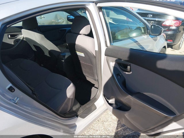 Продажа на аукционе авто 2015 Hyundai Elantra Se, vin: KMHDH4AE3FU414835, номер лота: 46093313