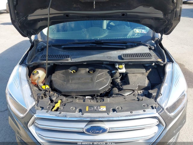 46093316 :رقم المزاد ، 1FMCU9G99HUA92350 vin ، 2017 Ford Escape Se مزاد بيع