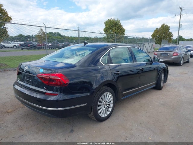 2017 Volkswagen Passat 1.8t Se მანქანა იყიდება აუქციონზე, vin: 1VWBT7A33HC029162, აუქციონის ნომერი: 46093332
