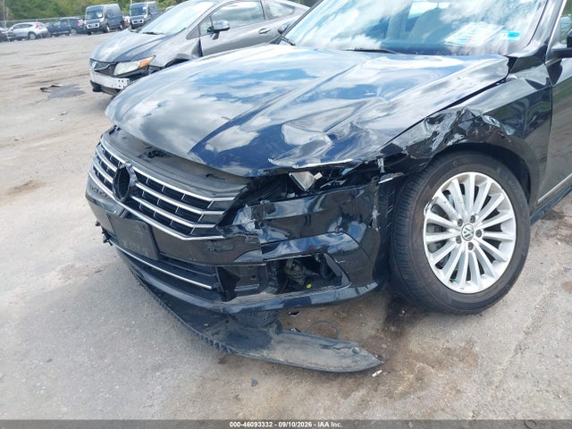 2017 Volkswagen Passat 1.8t Se მანქანა იყიდება აუქციონზე, vin: 1VWBT7A33HC029162, აუქციონის ნომერი: 46093332
