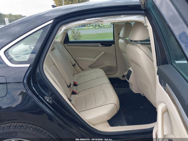2017 Volkswagen Passat 1.8t Se მანქანა იყიდება აუქციონზე, vin: 1VWBT7A33HC029162, აუქციონის ნომერი: 46093332