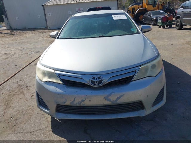 2014 Toyota Camry Le მანქანა იყიდება აუქციონზე, vin: 4T1BF1FK4EU410088, აუქციონის ნომერი: 46093350