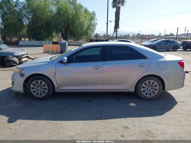 2014 Toyota Camry Le მანქანა იყიდება აუქციონზე, vin: 4T1BF1FK4EU410088, აუქციონის ნომერი: 46093350